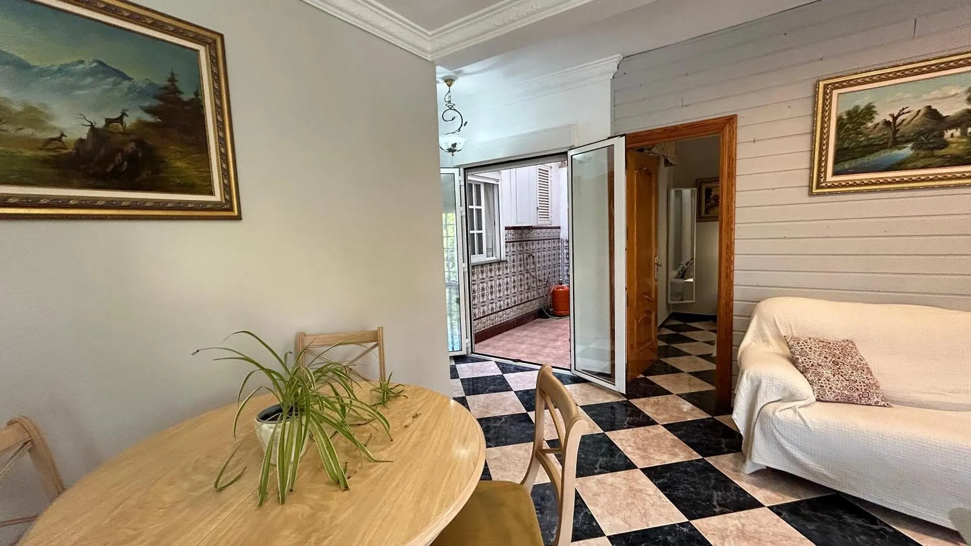 Apartmán Piso En Arenas De Velez Màlaga