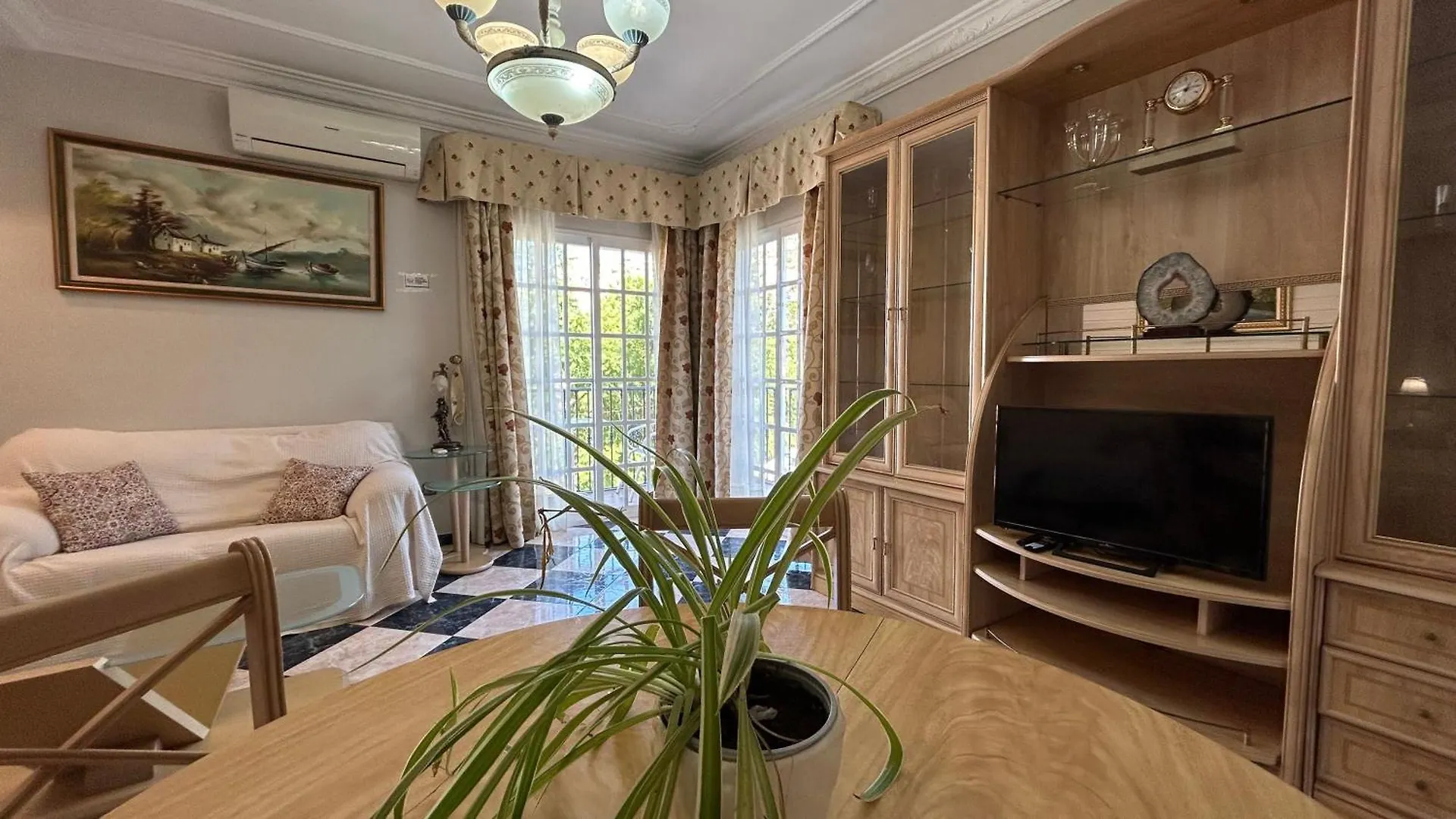 Apartmán Piso En Arenas De Velez Màlaga 0*,