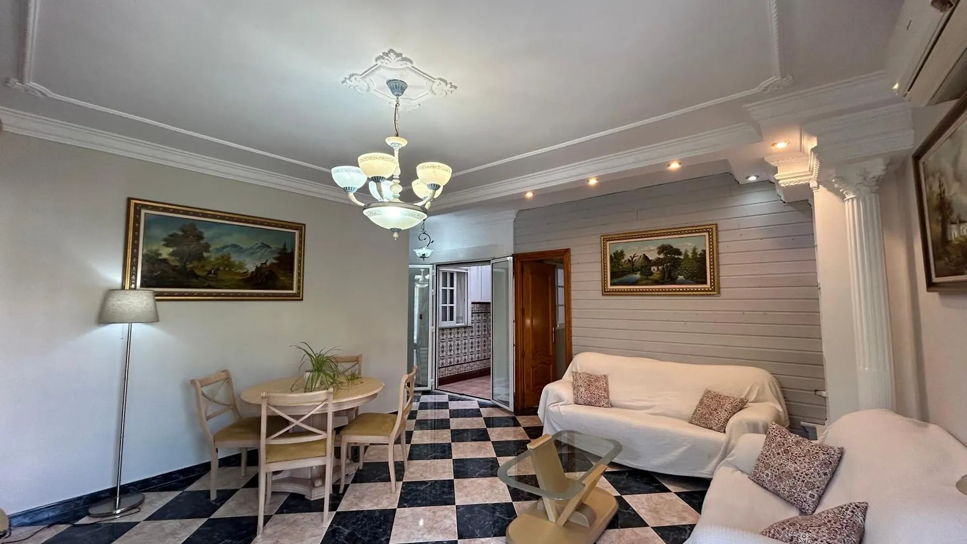 Apartmán Piso En Arenas De Velez Màlaga